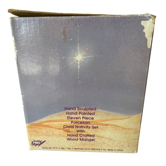 Vintage 90s Miracle of Bethlehem Hand-Painted Porcelain Nativity Set Wood Manger - Picture 4 of 11